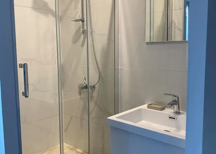 Superbe Atypique Combles - Neuf Avec Vue Ναρμπόν